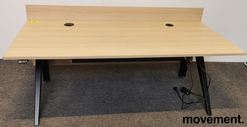 Solgt!Lekker hevsenkpult 180x80cm fra - 2 / 6