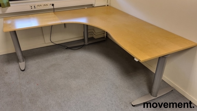 Solgt!Kinnarps elektrisk hevsenk - 1 / 3