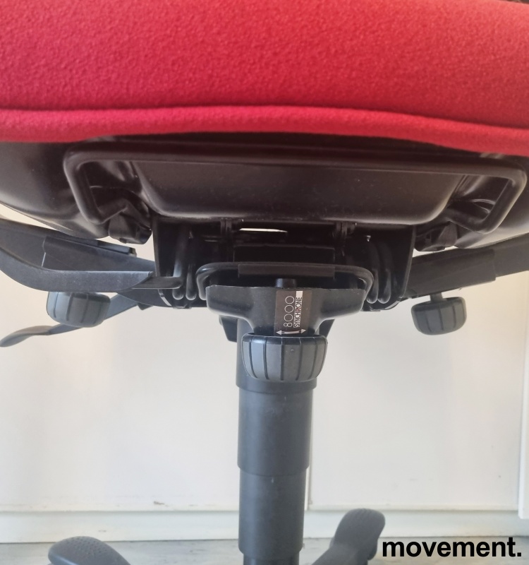Solgt!Kinnarps Synchrone 8000, lav rygg, - 2 / 2
