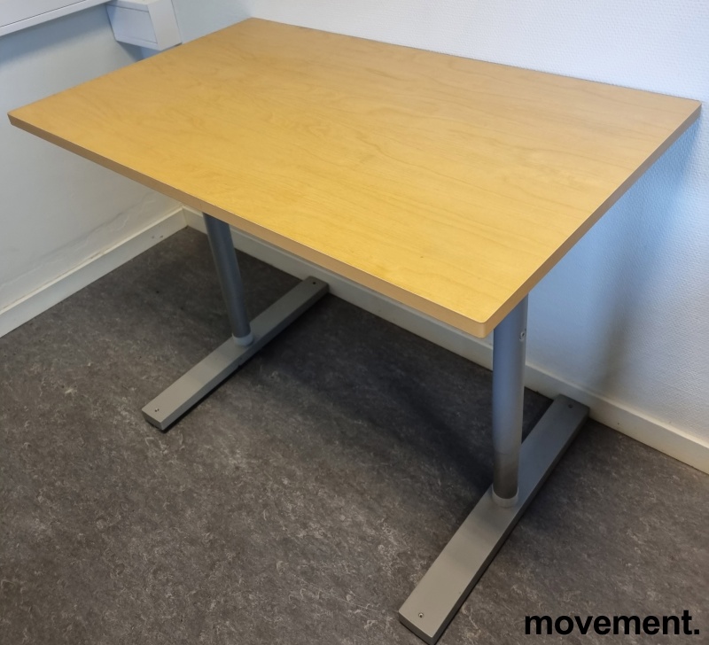 Solgt!Kompakt skrivebord i bjerk fra - 1 / 2