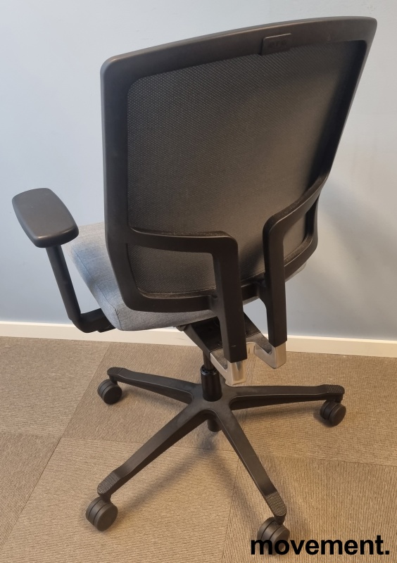 Solgt!EFG One Sync kontorstol, stoffsete - 3 / 6