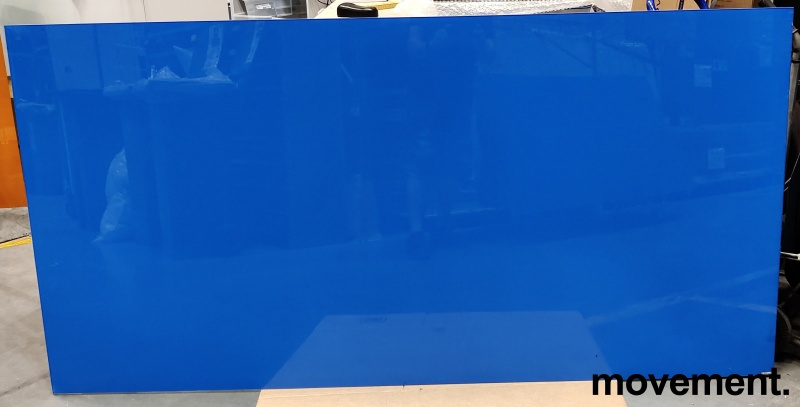 Solgt!Whiteboard i blått glass fra - 1 / 2