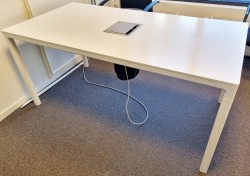 Kompakt møtebord i hvitlasert eik / hvite ben fra HAY, modell T12, 160x80cm, passer 4-6 pers., pent brukt