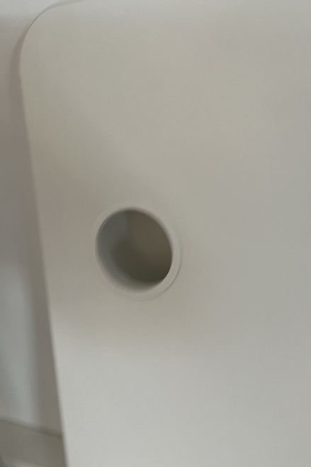 Hvit bordplate til skrivebord fra