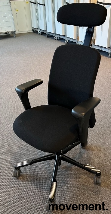 Solgt!HÅG Sofi 7200 kontorstol i sort - 1 / 2