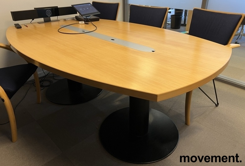 Solgt!Møtebord / konferansebord fra - 1 / 2