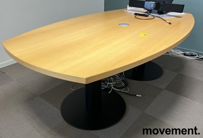 Solgt!Møtebord / konferansebord fra - 1 / 2
