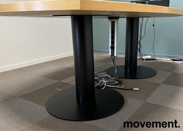 Solgt!Møtebord / konferansebord fra - 2 / 2