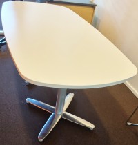 Kompakt møtebord i hvitt / grått, Kinnarps T-serie, 180x90cm, passer 6personer, pent brukt