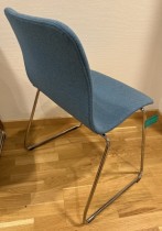 Konferansestol fra Offecct, modell Cornflake i blåmelert ullstoff / krom meieben, pent brukt