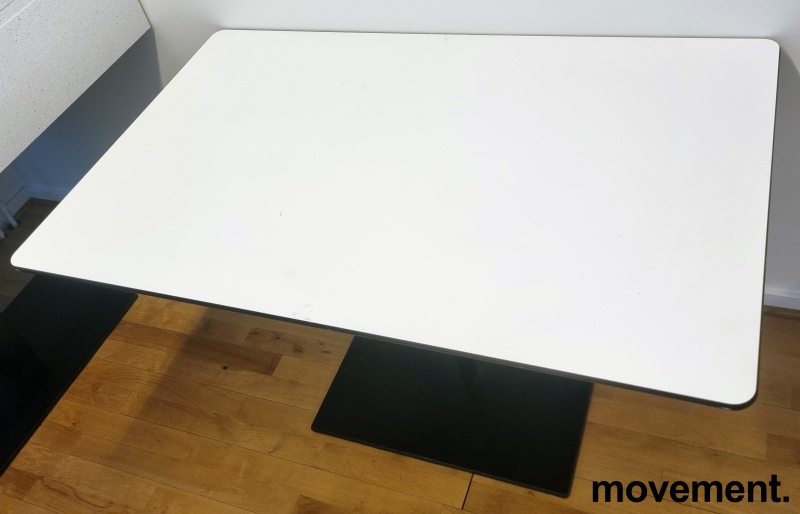 Solgt!Kompakt møtebord / kantinebord, - 2 / 4