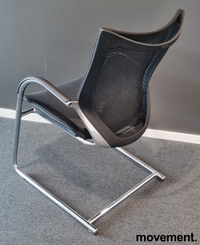 Solgt!Konferansestol i sort mesh / krom - 4 / 6