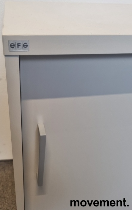 Solgt!Lite skap / reol fra EFG med to - 6 / 6