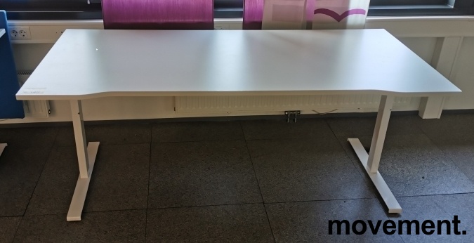 Solgt!Skrivebord i hvitt fra Edsbyn, - 1 / 3