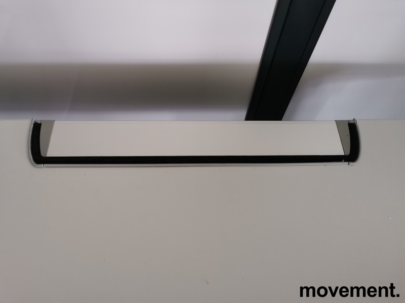 Solgt!Skrivebord med elektrisk hevsenk - 2 / 3