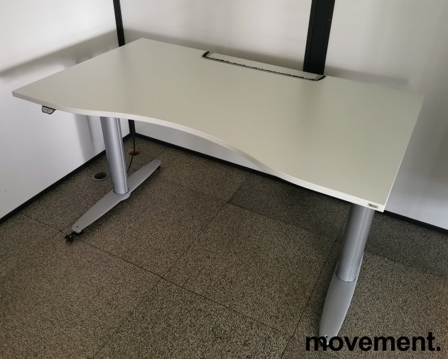 Solgt!Skrivebord med elektrisk hevsenk - 1 / 3