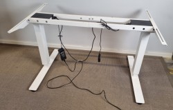 Elektrisk hevsenk understell fra EFG i hvitt, passer for plater 120x80cm og større, pent brukt