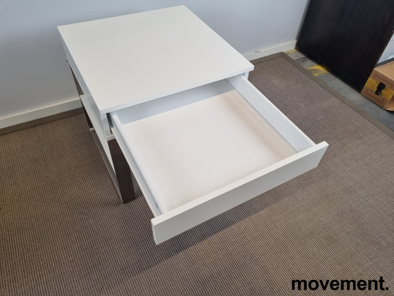 Solgt!IKEA Svalöv sofabord / tv-bord / - 4 / 6
