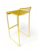 Barstol fra HAY, modell HEE i gult, 75cm sittehøyde, pent brukt