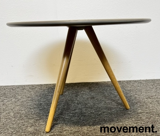 Solgt!Rundt loungebord fra ForaForm, - 2 / 2