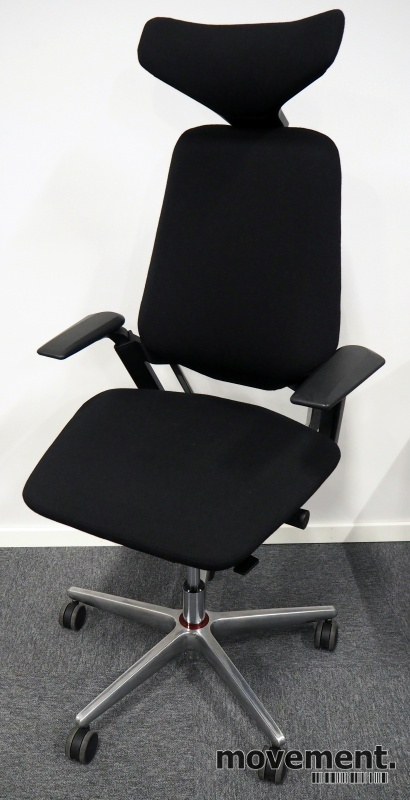 Savo S3 kontorstol i sort stoff med - 2 / 3