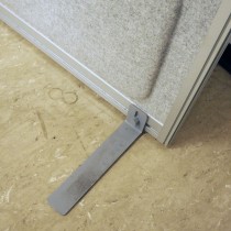 Skillevegg fra Kinnarps, modell Rezon i grått, 120cm bredde, 145cm høyde, pent brukt