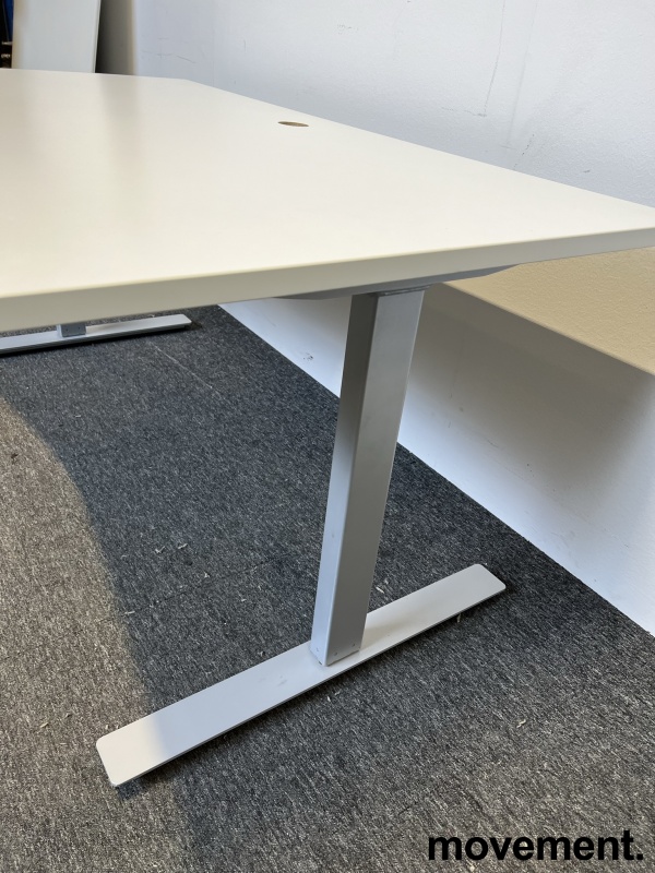 Solgt!Skrivebord med elektrisk hevsenk i - 4 / 4