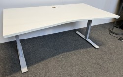 Skrivebord med elektrisk hevsenk i hvitt / grått fra ISKU, 160x80cm, magebue, pent brukt