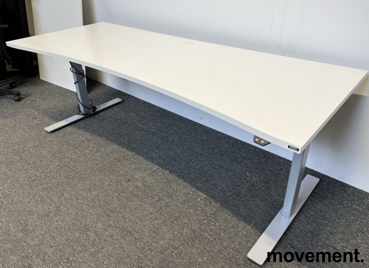 Solgt!Skrivebord med elektrisk hevsenk i - 2 / 3