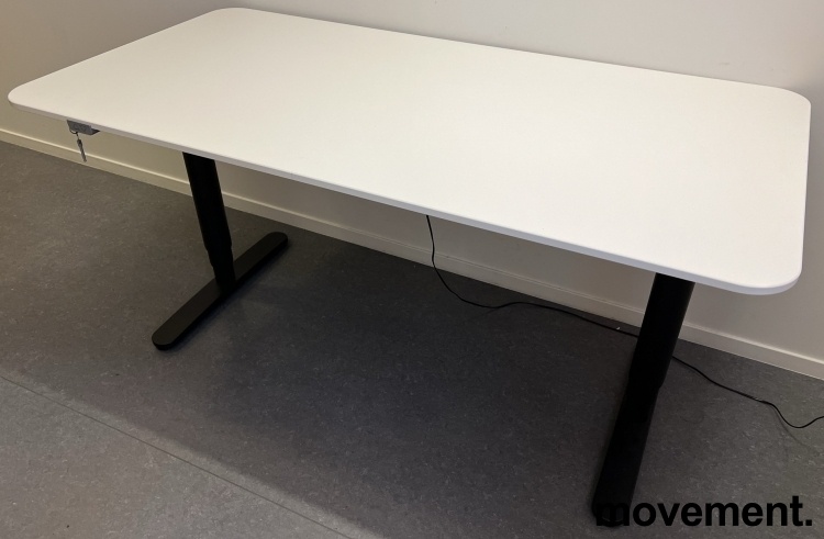 Solgt!IKEA Bekant elektrisk hevsenk i - 2 / 2
