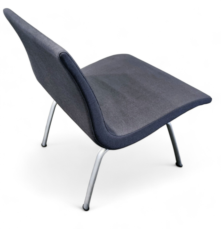 Loungestol i grått / satinert stål,