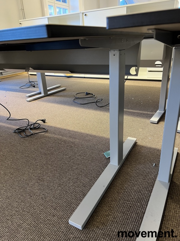 Solgt!Elektrisk hevsenk skrivebord fra - 3 / 3