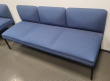 Solgt!3-seter sofa / lounge i blått stoff - 1 / 3
