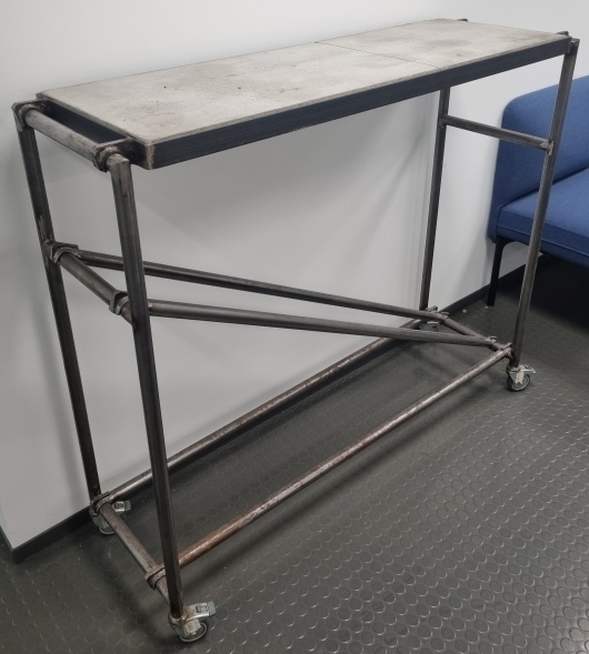 Industrielt ståbord / barbord i