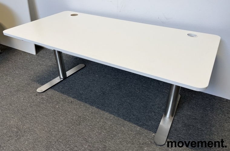 Solgt!Skrivebord i hvitt / rustfritt stål - 1 / 2