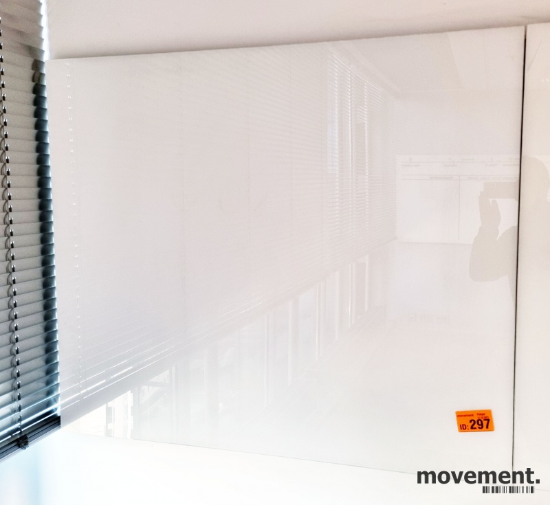 Solgt!Whiteboard i glass fra Lintex,