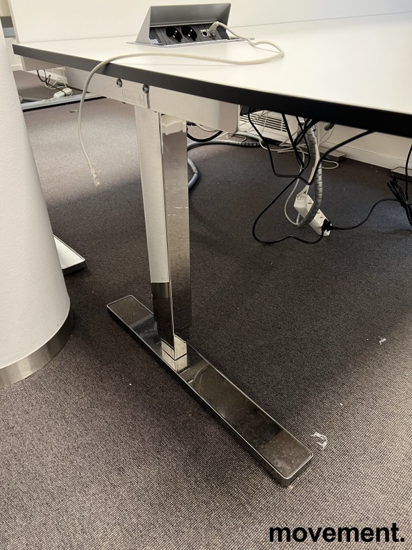 Lekkert skrivebord med elektrisk - 3 / 4