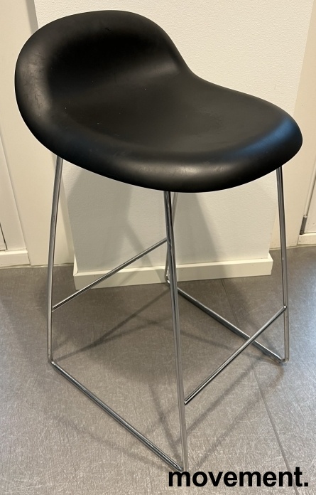 Barkrakk fra Gubi i sort, 66cm - 1 / 3