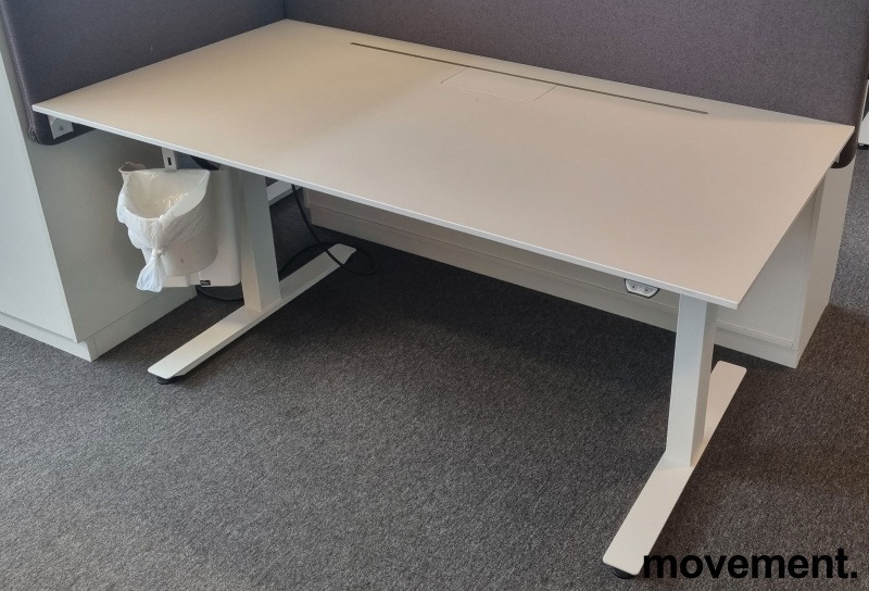 Solgt!Hevsenk fra EFG i beige linoleum / - 1 / 3