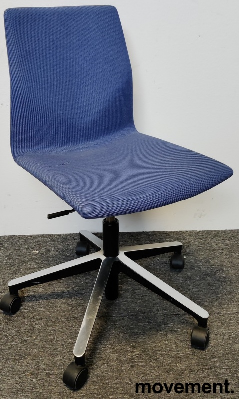 Solgt!Konferansestol på hjul fra - 1 / 4