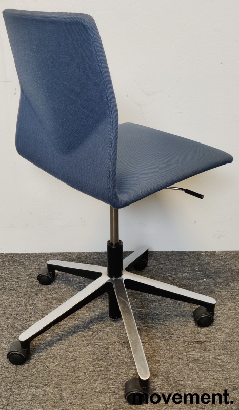 Solgt!Konferansestol på hjul fra - 2 / 3