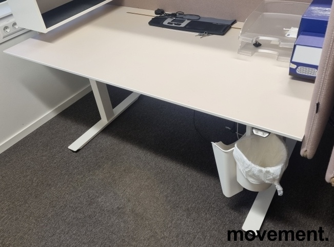 Solgt!Hevsenk fra EFG i beige linoleum / - 2 / 4