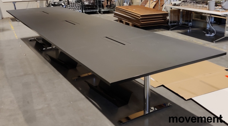 Solgt!Møtebord i sort / krom fra - 1 / 5
