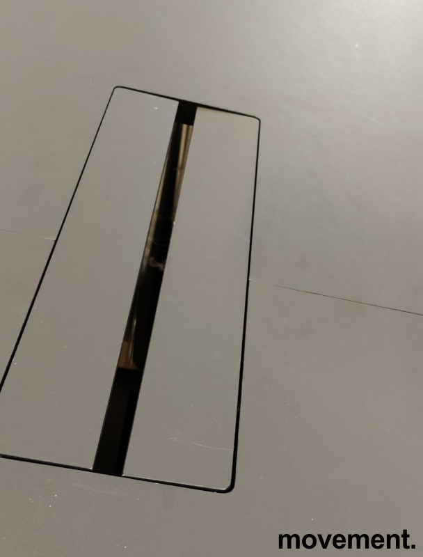 Solgt!Møtebord i sort / krom fra - 4 / 5