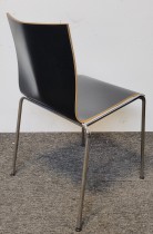 Konferansestol / kantinestol fra Engelbrechts, modell Chairik 101 i sort/krom, pent brukt