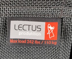 Tralle med 22 stk Lectus Stockholm II krakk, sammenleggbar museumskrakk svart, pent brukt
