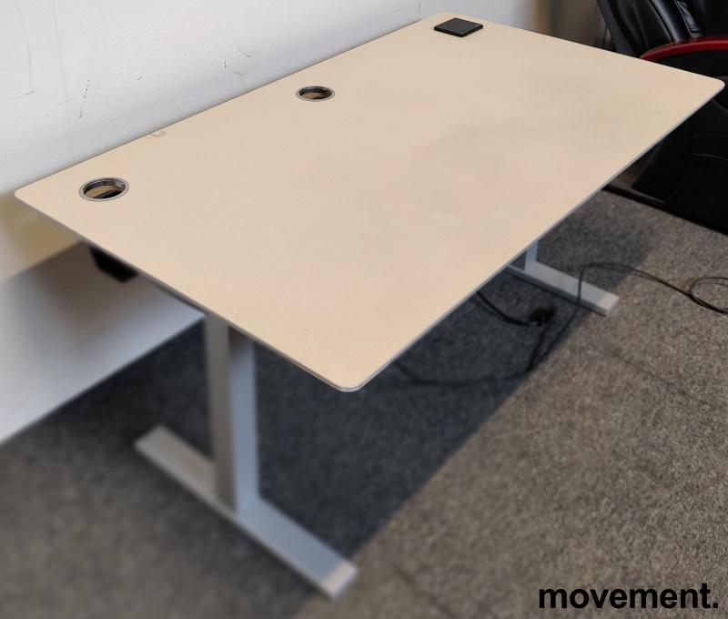 Solgt!Kompakt hevsenk skrivebord 140x80cm - 2 / 4