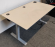 Solgt!Kompakt hevsenk skrivebord 140x80cm - 2 / 4