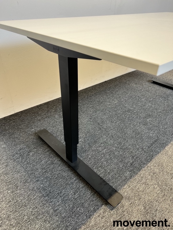 Solgt!Møtebord / konferansebord i hvitt / - 2 / 2