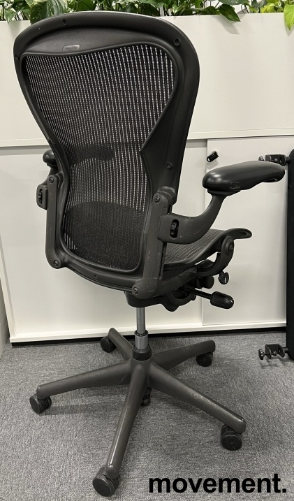 Solgt!Kontorstol: Herman Miller Aeron i - 2 / 2